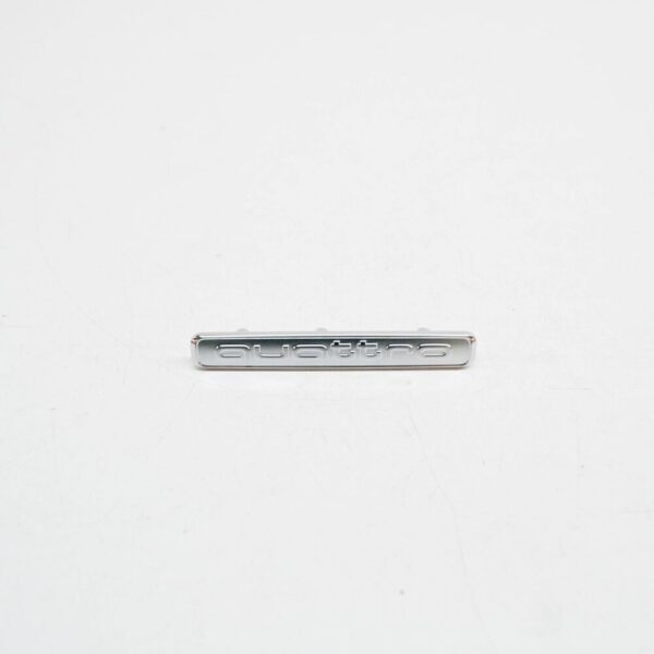 8W0853191A - AUDI A4 Avant B9 Dashboard Emblem 'QUATTRO' 8W0853191A3Q7 NEW GENUINE