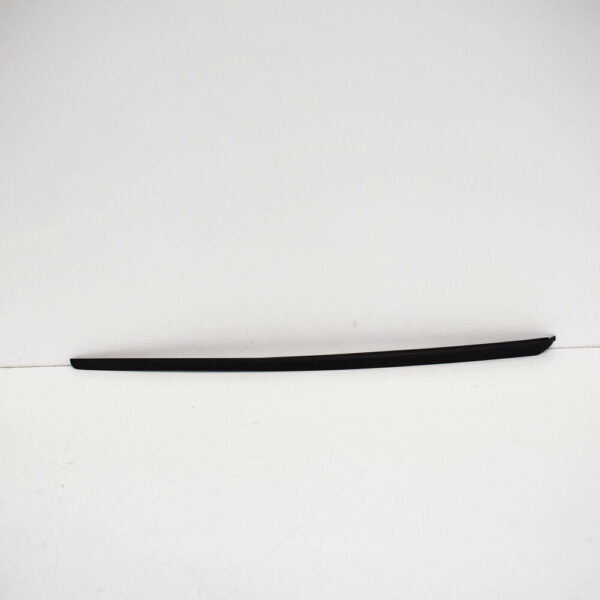 8W0854328C9B9 - NEW AUDI A4 B9 FRONT WINDSCREEN RIGHT PIPING MOLDING 8W0854328C9B9