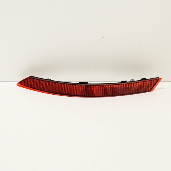 8W0945105D - NEW AUDI A4 B9 REAR LEFT LIGHT REFLECTOR 8W0945105D OEM