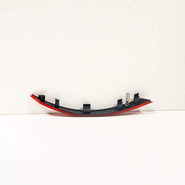 8W0945105D - NEW AUDI A4 B9 REAR LEFT LIGHT REFLECTOR 8W0945105D OEM