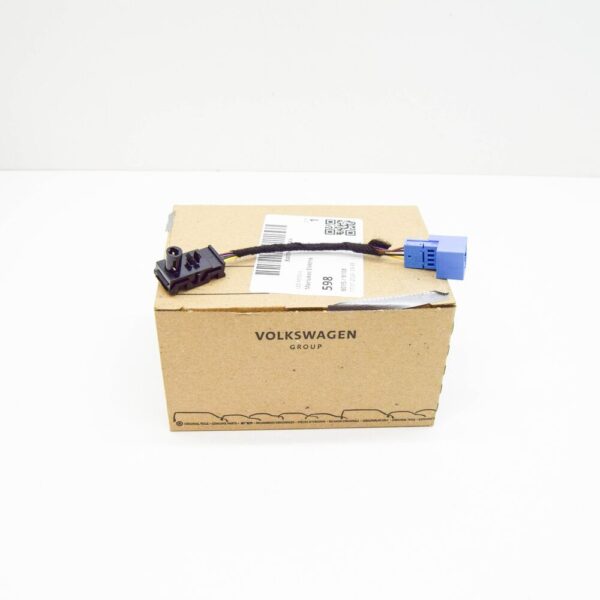 8W0947355AA - NEW AUDI A4 AVANT B9 REAR DOOR LED MODULE 8W0947355AA ORIGINAL