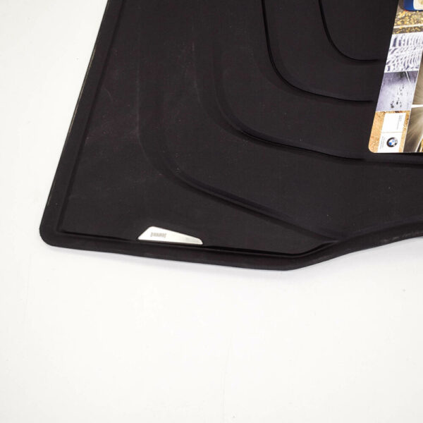 8W1061501041 - NEW AUDI A4 B9 FRONT ALL WEATHER RUBBER FLOOR MATS 8W1061501041 LHD