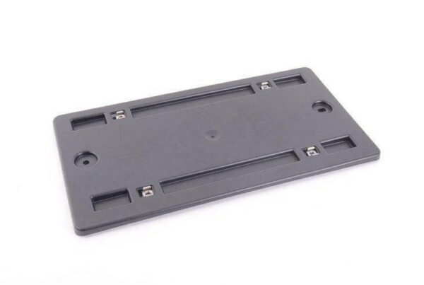 8W58271139B9 - NEW AUDI A4 B9 REAR LICENCE PLATE TRIM 8W58271139B9 ORIGINAL