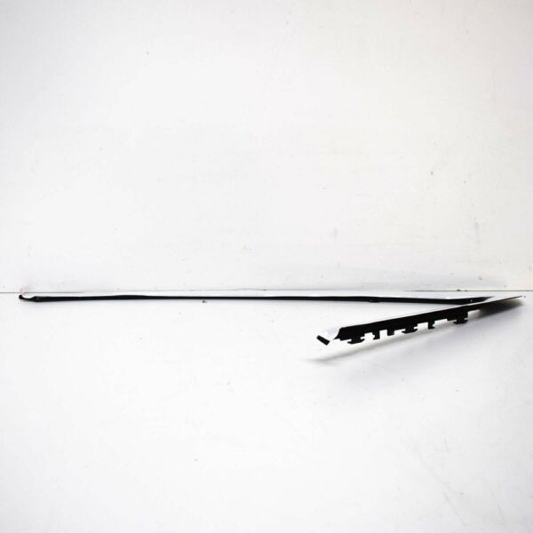 8W5853345AT94 - NEW AUDI A4 B9 QUARTER PANEL REVEAL MOLDING LEFT 8W5853345AT94 ORIGINAL
