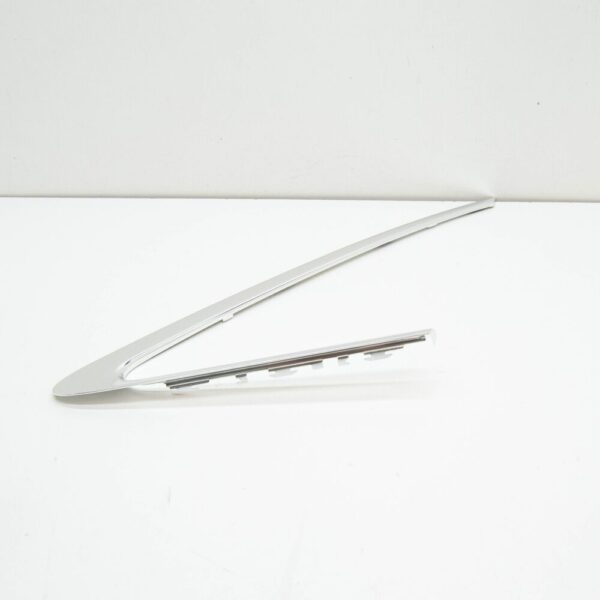 8W58533462ZZ - NEW AUDI A4 B9 REAR RIGHT SIDE WINDOW TRIM STRIP 8W58533462ZZ ORIGINAL