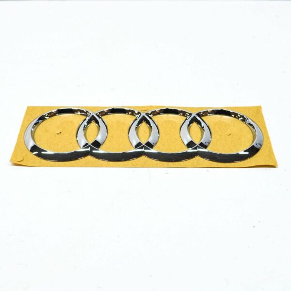8W58537422ZZ - NEW AUDI A4 B9 REAR LID EMBLEM BADGE 8W58537422ZZ