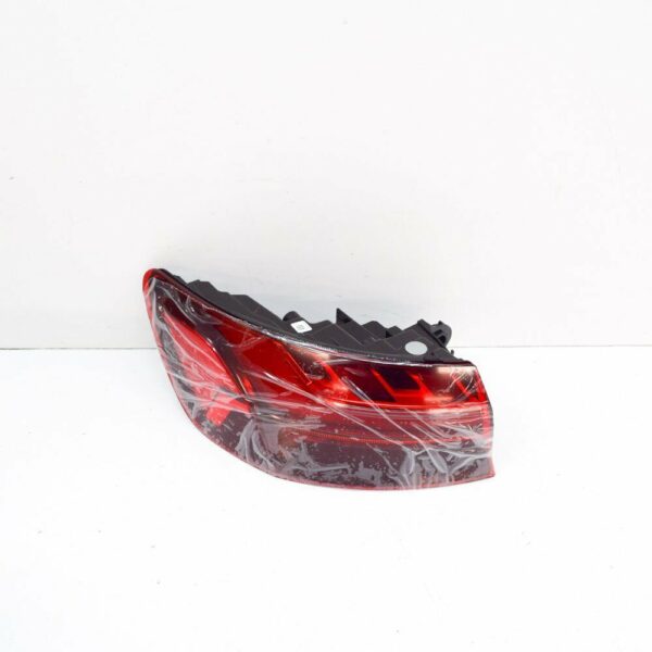 8W5945091AC - NEW AUDI A4 B9 SALOON REAR LEFT TAILLIGHT 8W5945091AC 2020 ORIGINAL