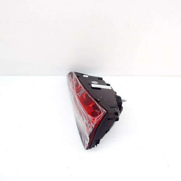 8W5945094AC - NEW AUDI A4 B9 SALOON RIGHT SIDE TAILGATE TAILLIGHT 8W5945094AC 2019 ORIGINAL