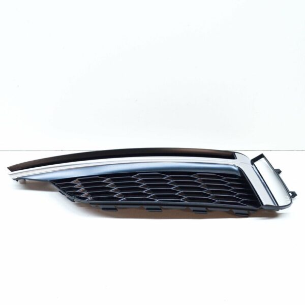 8W6807682KRU6 - NEW AUDI A5 8W6 FRONT RIGHT AIR GUIDE GRILLE 8W6807682KRU6