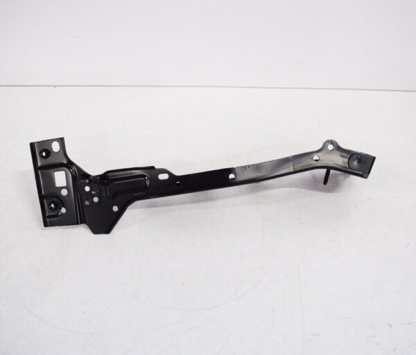 8W6821132B - NEW AUDI A5 8T FRONT RIGHT FENDER BRACKET HOLDER 8W6821132B OEM