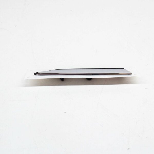 8W6853604APUZ - NEW AUDI A5 CONVERTIBLE 8W6 FRONT RIGHT DOOR CHROME TRIM 8W6853604APUZ