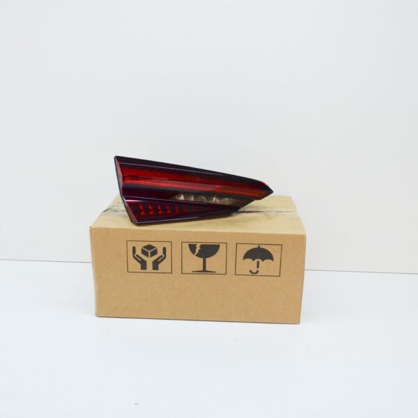 8W6945093M - NEW AUDI S5 8W6 REAR LEFT TAILLIGHT 8W6945093M ORIGINAL