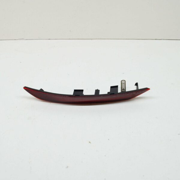 8W6945106B - NEW AUDI A5 8W6 REAR RIGHT BUMPER REFLECTOR 8W6945106B