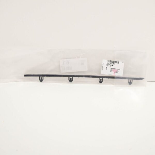 8W6947206 - Audi A5 S5 8W6 convertible right door interior light strip 8W6947206 NEW REAL