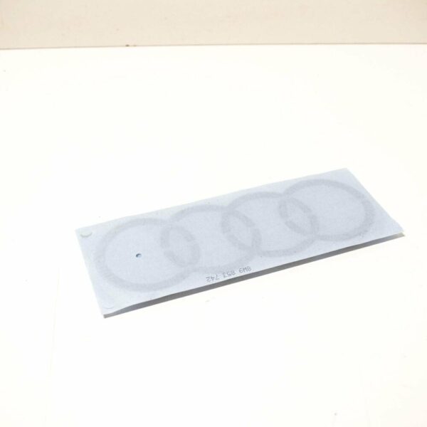 8W98537422ZZ - NEW AUDI A4 B9 BOOTLID BADGE 8W98537422ZZ 2017