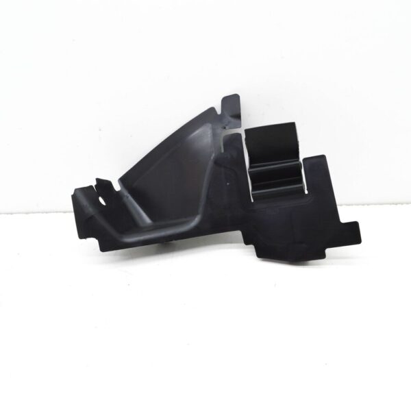 8Y0121283K - NEW AUDI A3 LIMOUSINE 8Y LEFT RADIATOR AIR DUCT 8Y0121283K ORIGINAL