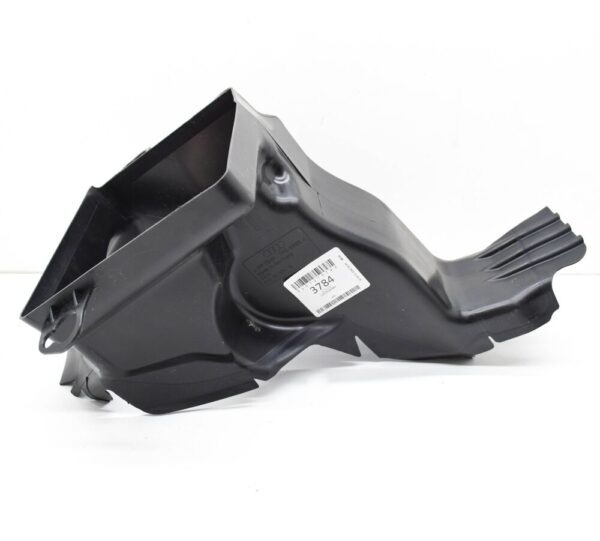 8Y0121674D - NEW AUDI A3 SPORTBACK 8YA RADIATOR RIGHT AIR GUIDE DUCT 8Y0121674D ORIGINAL