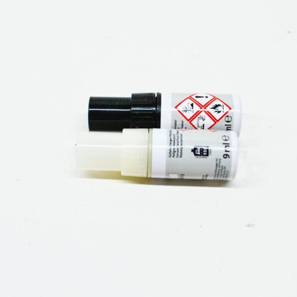 LST0U2Y9C - Audi VW Ibis White Touch Up Paint Set LST0U2Y9C NEW GENUINE