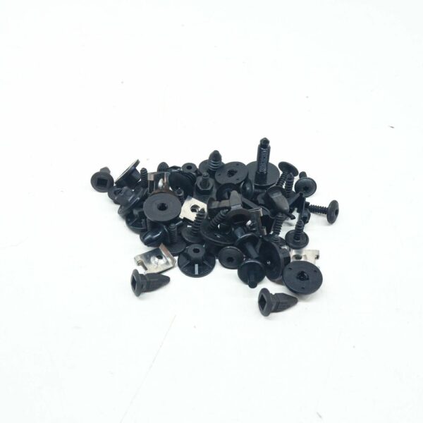 V04017001H - NEW AUDI Q7 4M FRONT AND REAR WHEELHOUSING LINER ATTACHMENT SET V04017001H