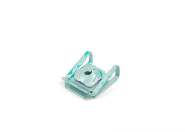 07147330004 - NEW BMW I3 I01 SELF STRIKING CLIP NUT 7330004 07147330004 GENUINE