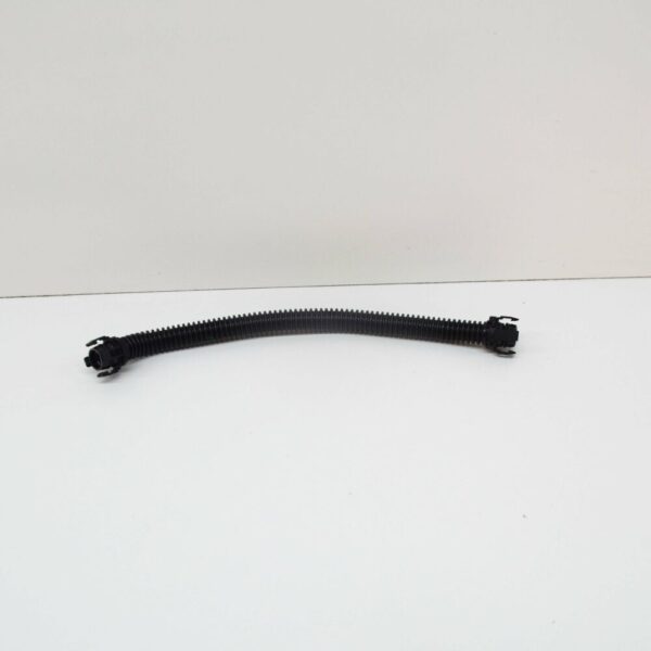 11157595188 - NEW BMW X5 M E70 CRANKCASE VENTILATION HOSE 11157595188 ORIGINAL