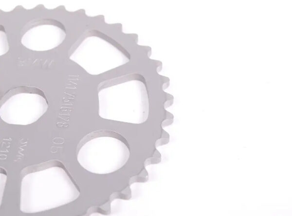 11417516128 - NEW BMW 5 E60 VACUUM PUMP SPROCKET 11417516128 ORIGINAL
