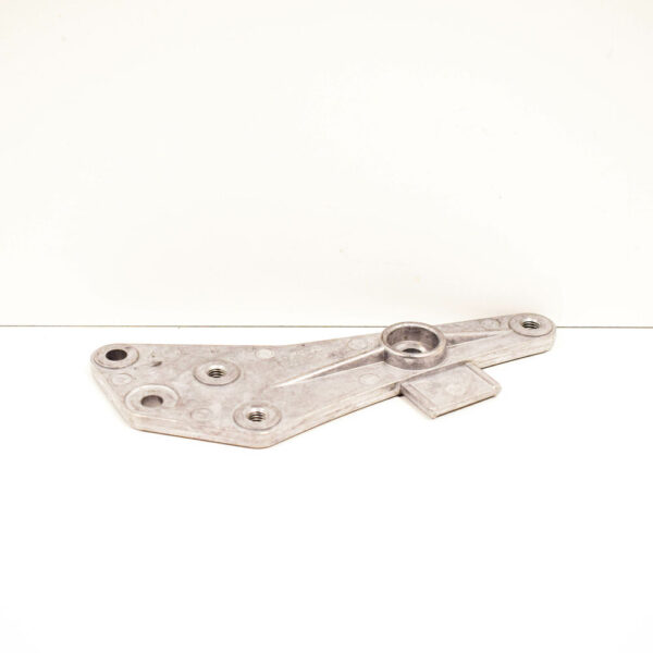 11517600672 - OEM BMW 1 F20 WATER PUMP BRACKET 11517600672 7600672 NEW GENUINE