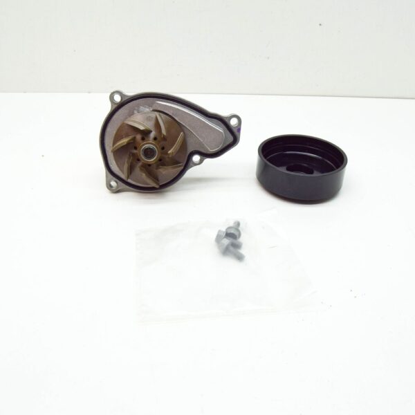 11518595644 - NEW BMW X5 G05 ENGINE COOLANT PUMP 11518595644 ORIGINAL