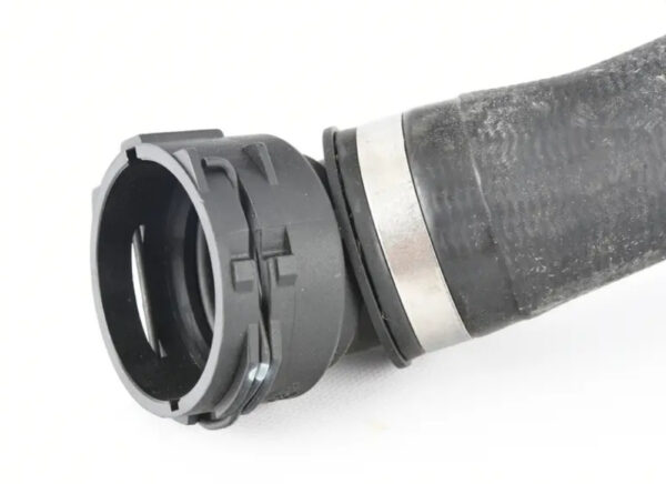 11537843264 - NEW BMW 6 CABRIO F12 COOLANT HOSE 7843264 11537843264