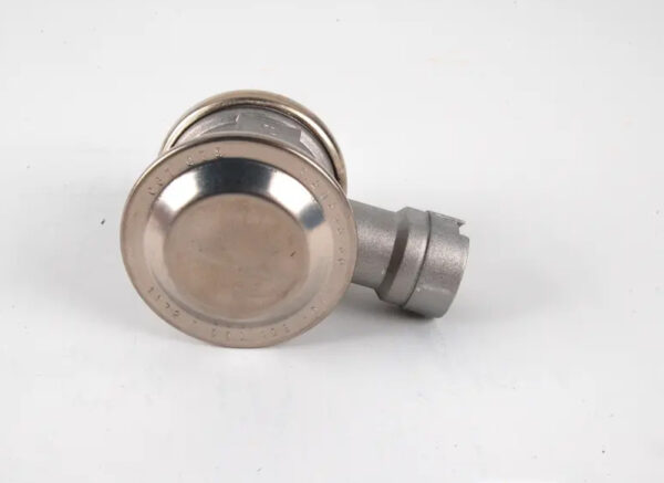 11727553102 - NEW BMW 7 E65, E66, E67 EGR VALVE 11727553102 7553102 ORIGINAL