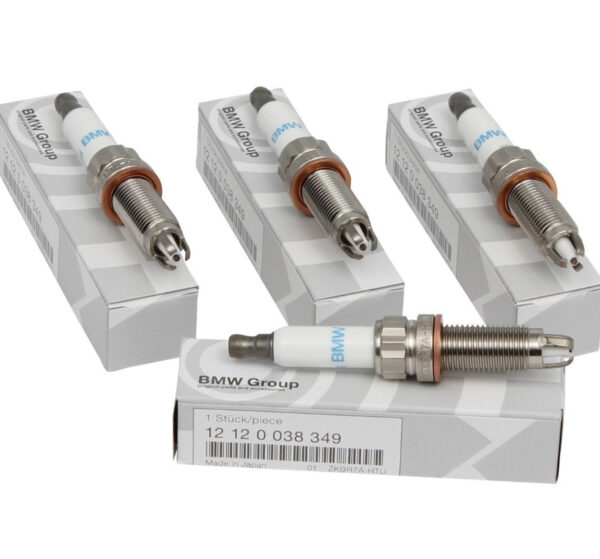 12120038349 - NEW BMW 1 E81 SPARK PLUG SET 4PC 12120038349