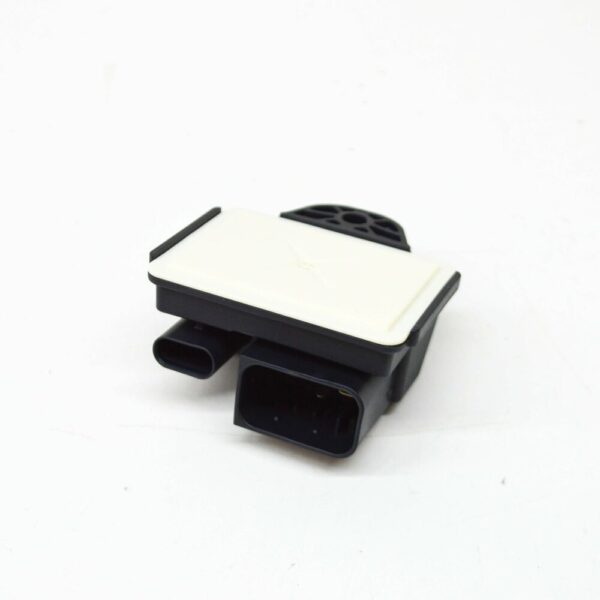 12217822098 - NEW BMW 5 TOURING F11 SPARK GLOW PLUG CONTROL UNIT PREHEATING 7822098 ORIGINAL