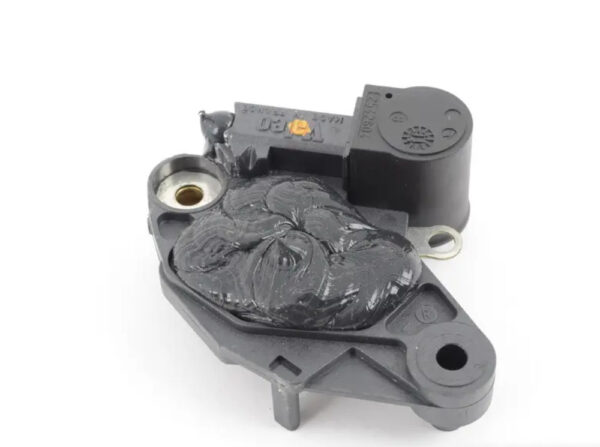 12321739435 - NEW BMW 3 COMPACT E36 VOLTAGE REGULATOR 1739435 12321739435 ORIGINAL