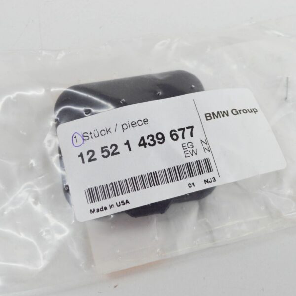 12521439677 - BMW X5 E53 battery cable base B+ cover 12521439677 1439677 new original