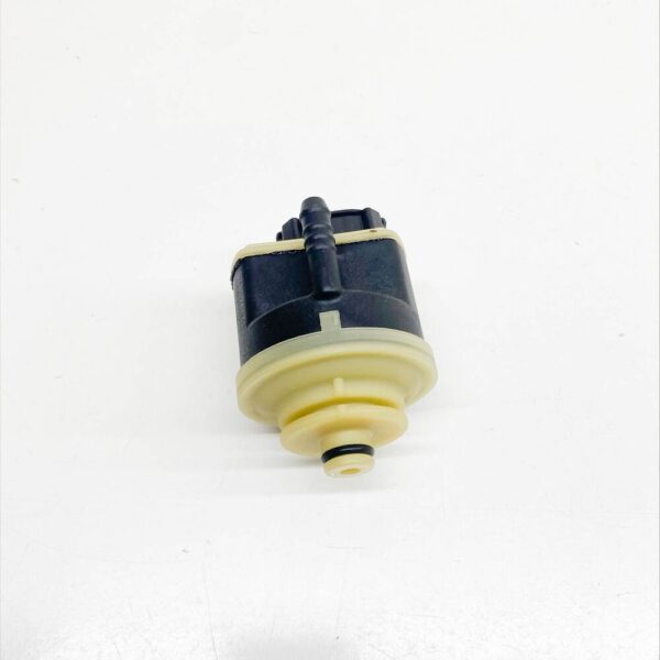 13328572519 - BMW 5 E60 Fuel Filter Heater 2.0 Diesel 13328572519 NEW GENUINE