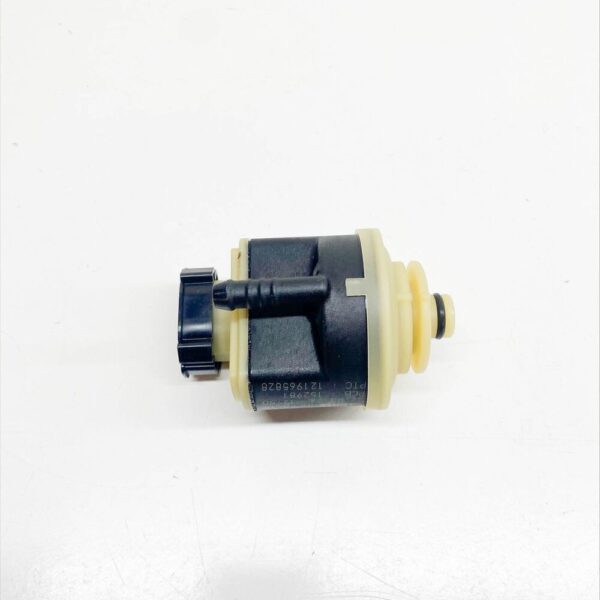 13328572519 - BMW 5 E60 Fuel Filter Heater 2.0 Diesel 13328572519 NEW GENUINE