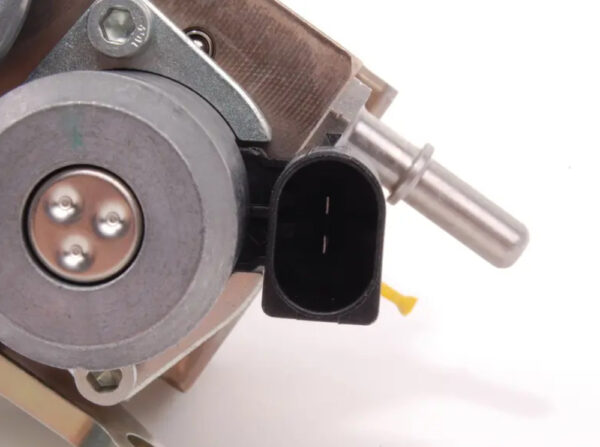 13517588879 - MINI COUPE S JCW R58 High Pressure Fuel Pump 13517588879 7588879 NEW REAL