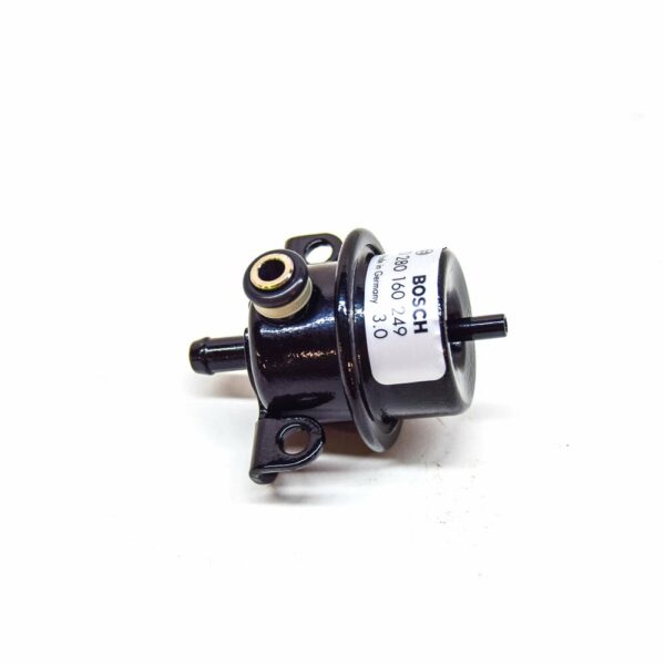 13531711541 - NEW BMW 7 E32 FUEL PRESSURE REGULATOR 13531711541 1711541 ORIGINAL