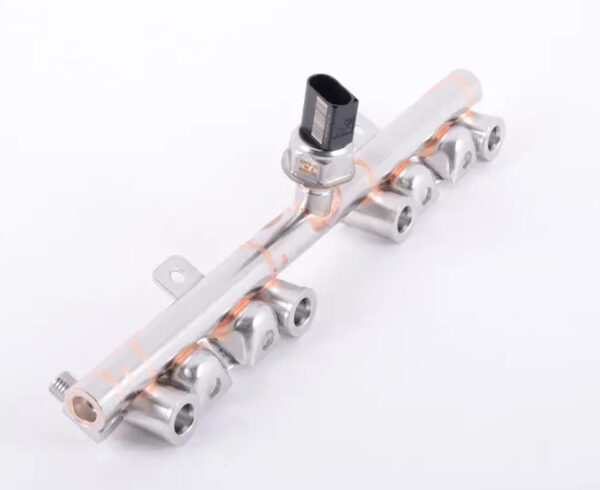 13537592426 - NEW BMW 1 F21 F20 FUEL RAIL INJECTOR PIPE 13537592426 7592426 ORIGINAL