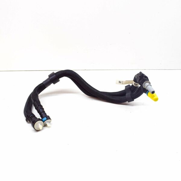 13538575785 - NEW BMW 7 G11 G12 ENGINE COMPARTMENT FUEL LINE 13538575785 ORIGINAL
