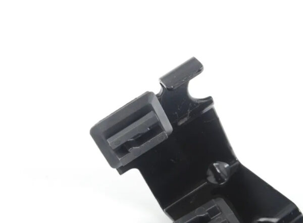 17107514009 - NEW OEM MINI COOPER R50, R53 RADIATOR PLUG IN CONNECTING BRACKET 17107514009