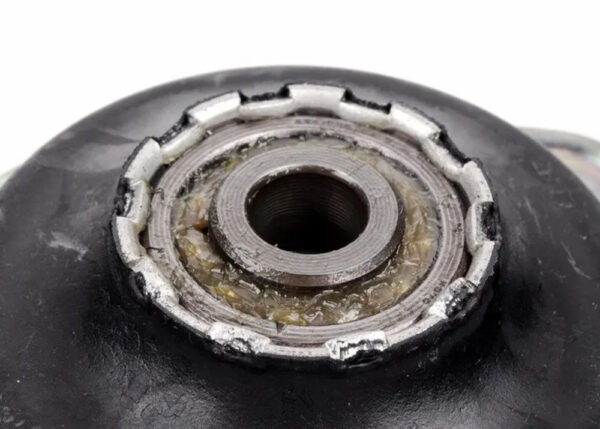 31306772749 - NEW MINI CLUBMAN R55 FRONT STRUT MOUNT 31306772749 ORIGINAL
