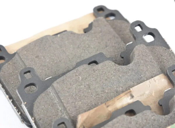 34106889266 - NEW OEM MINI CLUBMAN JCW ALL4 F54 FRONT BRAKE PADS SET 34106889266 GENUINE