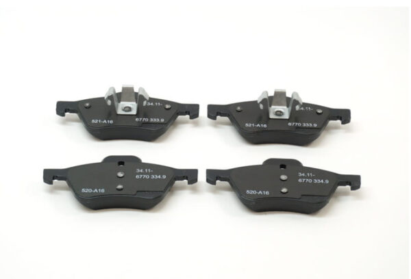 34112167233 - MINI CONVERTIBLE R52 front brake pads with wear sensor 34112167233 NEW ORIGINAL