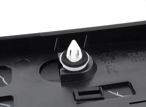 51137300014 - MINI COOPER F56 REAR RIGHT C COLUMN BLACK TRIM COVER 51137300014