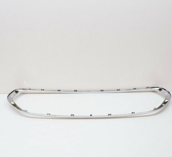 51137351369 - NEW OEM MINI CLUBMAN F54 FRONT BUMPER CENTRAL COVER 51137351369 7351369 2017