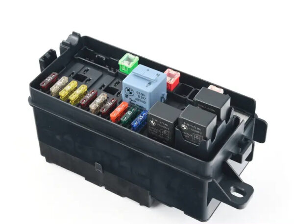 61149213372 - MINI CLUBMAN R55 FUSE BOX 9213372 61149213372 NEW GENUINE