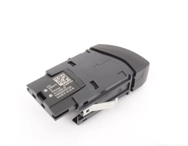 61319389076 - NEW BMW X3 F25 HAZARD WARNING SYSTEM SWITCH 61319389076 9389076