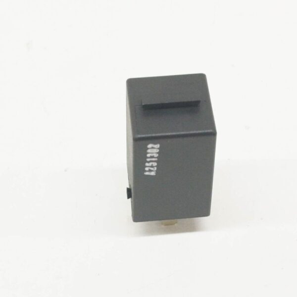 61361388533 - NEW BMW 3 E30 HAZARD WARNING REALY 61361388533 ORIGINAL