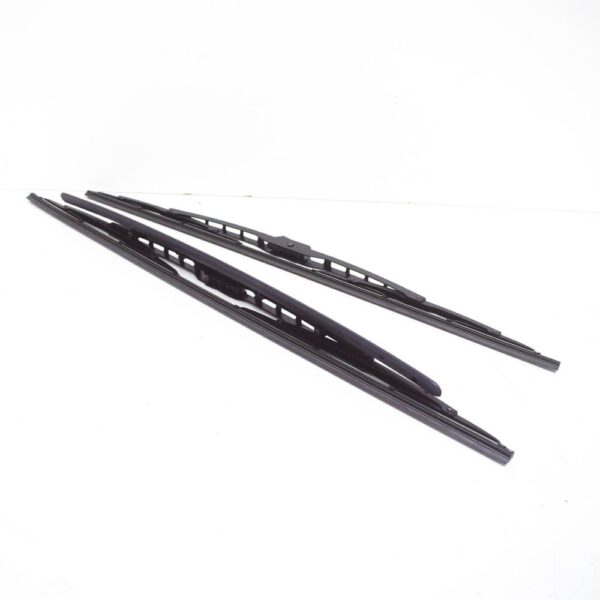 61610032743 - BMW X5 E53 Front Windscreen Wiper Blades Set 61610032743 NEW GENUINE